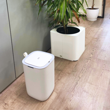 papelera con pedal sensor step unnom