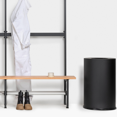 papelera cilindrica de acero con compartimentos para reciclar