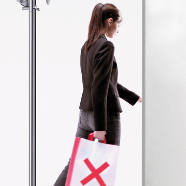 perchero de pie de acero inoxidable