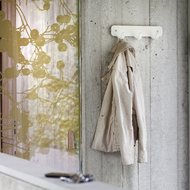 perchero para pared con tres ganchos